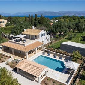3 bedroom villa with pool in Kassiopi, Corfu, sleeps 7